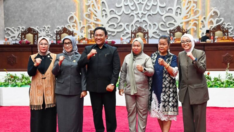 Wagub Edy Pratowo Beri Jawaban Atas Pemandangan Umum Fraksi DPRD