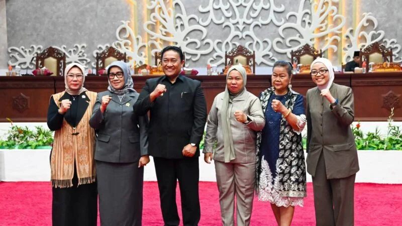 Wagub Edy Pratowo Beri Jawaban Atas Pemandangan Umum Fraksi DPRD