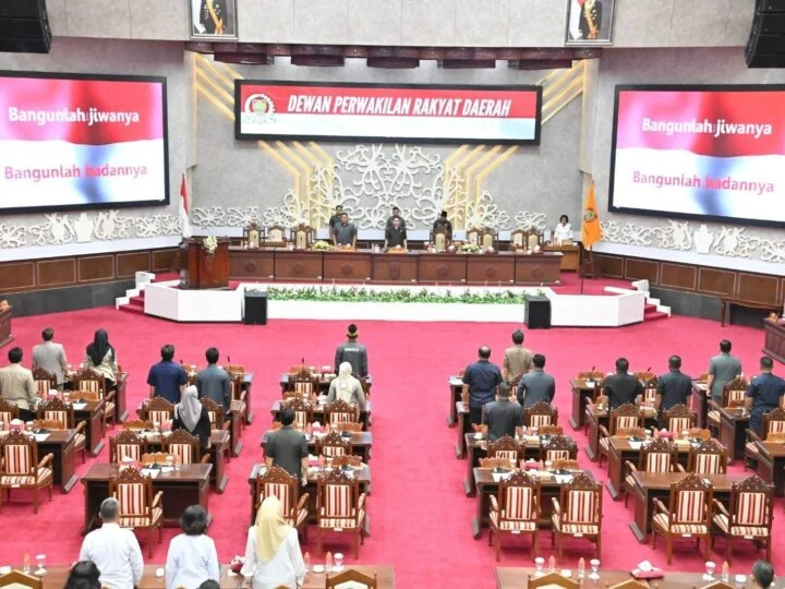 Wagub Edy Pratowo Hadiri Rapur DPRD Kalteng dengan Agenda Pengumuman Pansus Pembahasan 3 Raperda