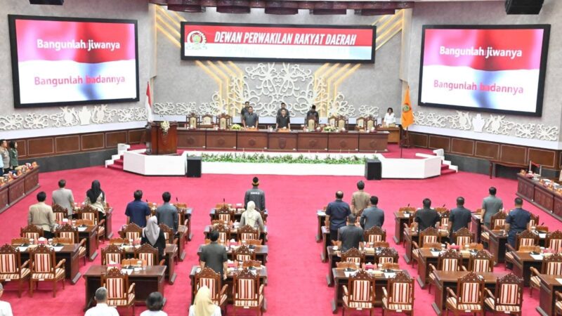 Wagub Edy Pratowo Hadiri Rapur DPRD Kalteng dengan Agenda Pengumuman Pansus Pembahasan 3 Raperda