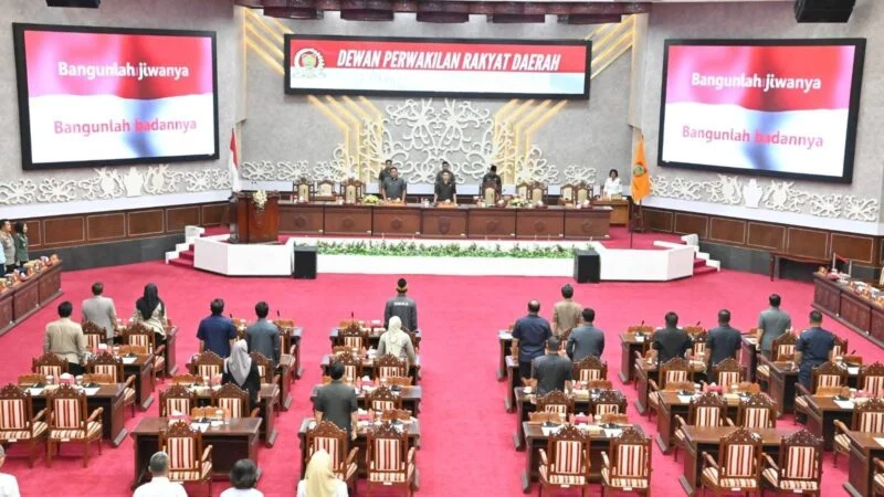 Wagub Edy Pratowo Hadiri Rapur DPRD Kalteng dengan Agenda Pengumuman Pansus Pembahasan 3 Raperda