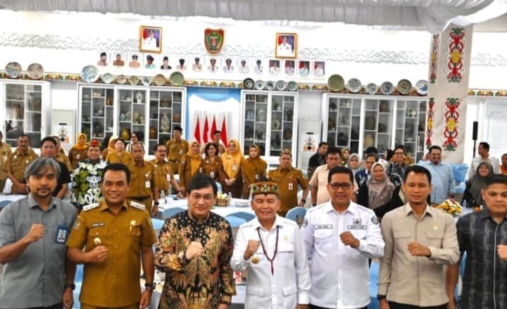 Gubernur Kalteng Agustiar Sabran Gelar Ramah Tamah dengan Stafsus Presiden Bidang Ekraf Yovie Widianto