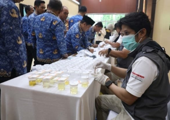 Ratusan ASN Pemprov Kalteng Jalani Tes Urine Dadakan, Gubernur Ingin Pastikan Pegawainya Bersih Narkoba