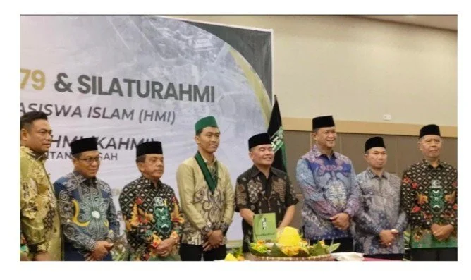 Gubernur Kalteng Hadiri Milad HMI Ke 79 Sekaligus Silahturahmi HMI dan KAHMI Kalteng